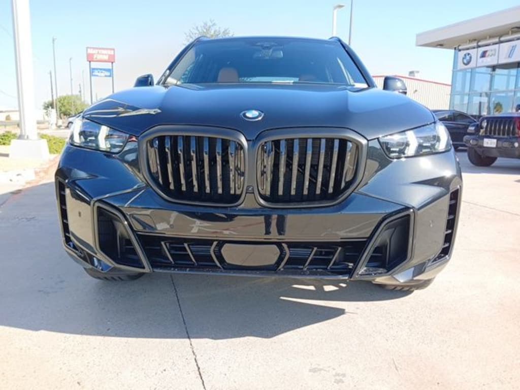 New 2026 BMW X5 sDrive40i SUV