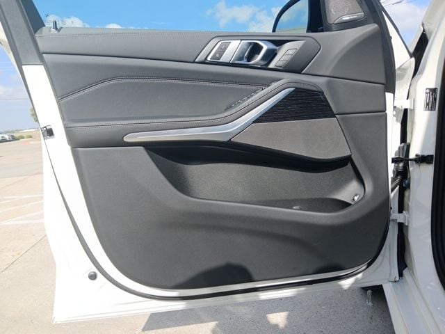 2026 BMW X5 50e - Photo 20