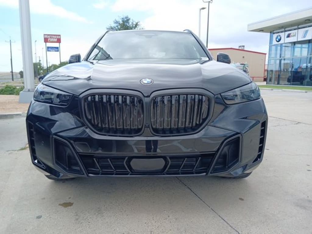 New 2026 BMW X5 sDrive40i SUV