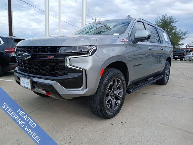 2023 Chevrolet Suburban Z71 photo 3