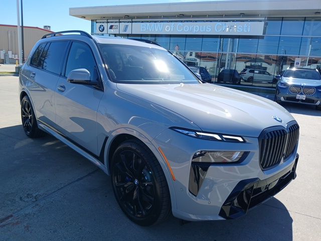 2026 BMW X7 xDrive40i's photo