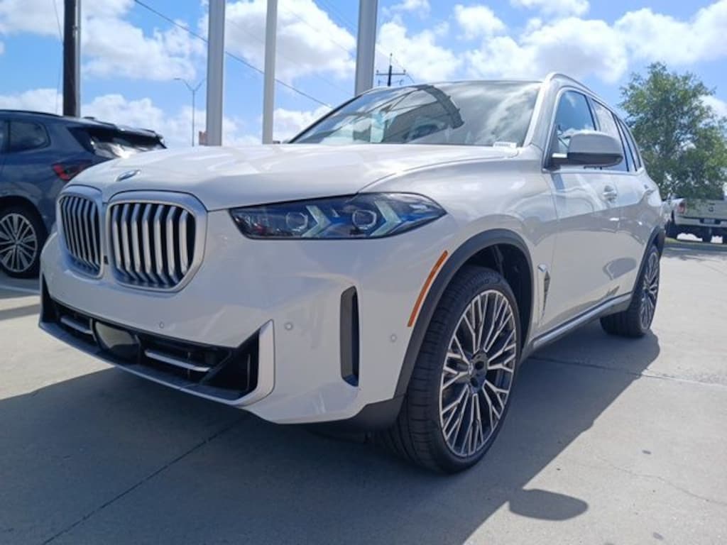 New 2026 BMW X5 sDrive40i SUV