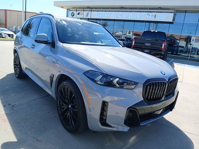 2026 BMW X5 40i's photo