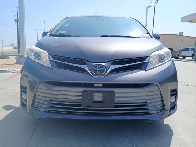 Used 2018 Toyota Sienna XLE Premium with VIN 5TDYZ3DC1JS960067 for sale in Corpus Christi, TX