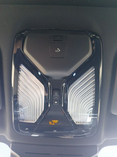 2026 BMW X5 50e - Photo 28