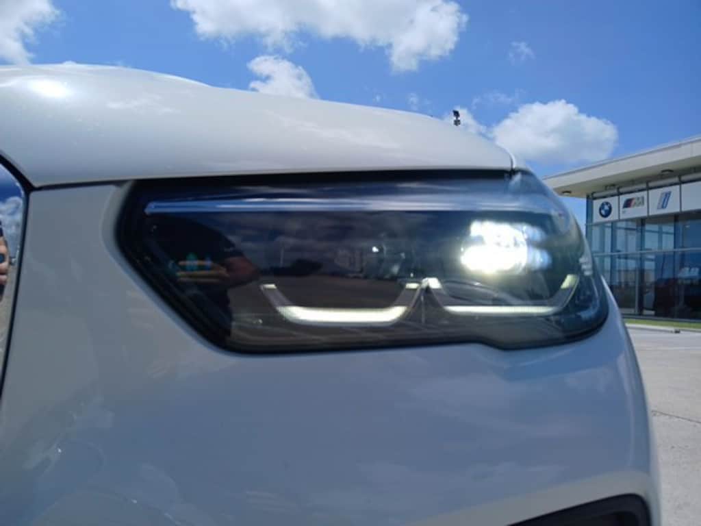 Used 2022 BMW X5 sDrive40i w/ MASSAGING SEATS SUV