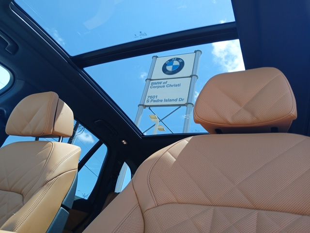 2026 BMW X5 50e - Photo 30