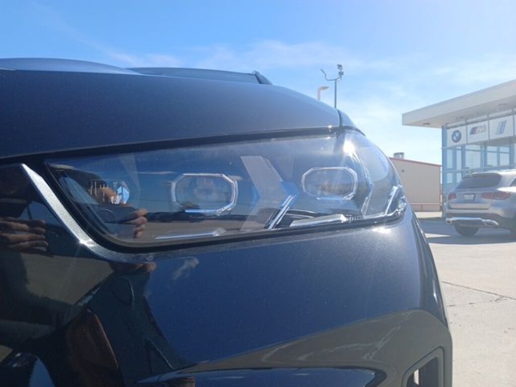 New 2026 BMW X5 sDrive40i SUV