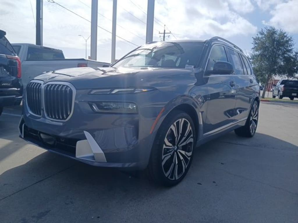 New 2027 BMW X7 xDrive40i SUV