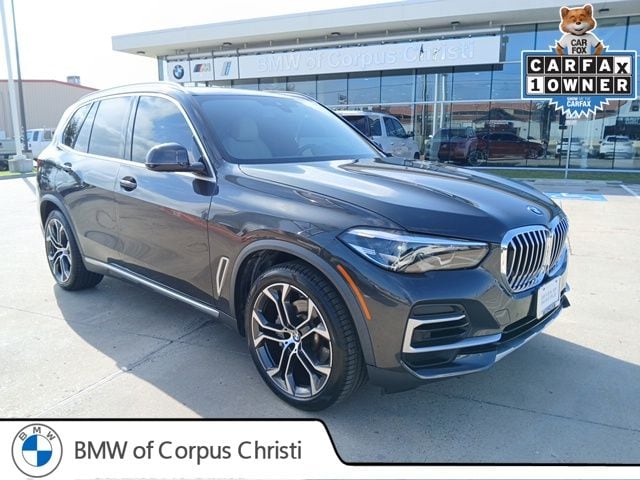 2023 BMW X5 40i's photo