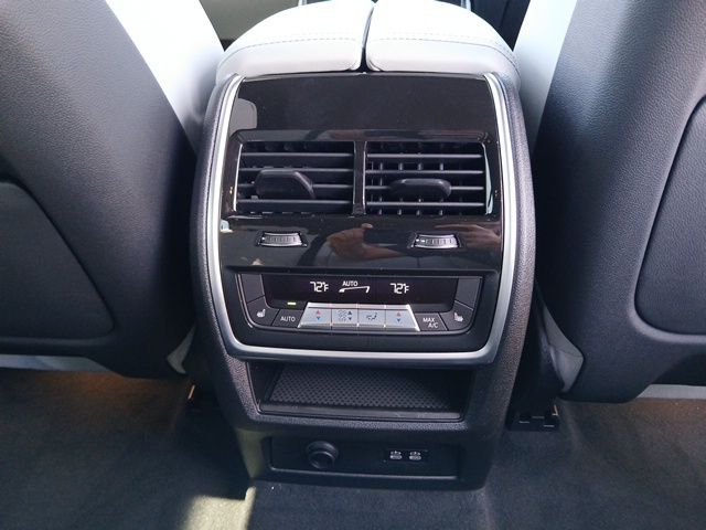 2026 BMW X5 40i - Photo 14