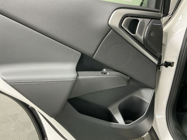 2026 BMW X3 30 - Photo 26