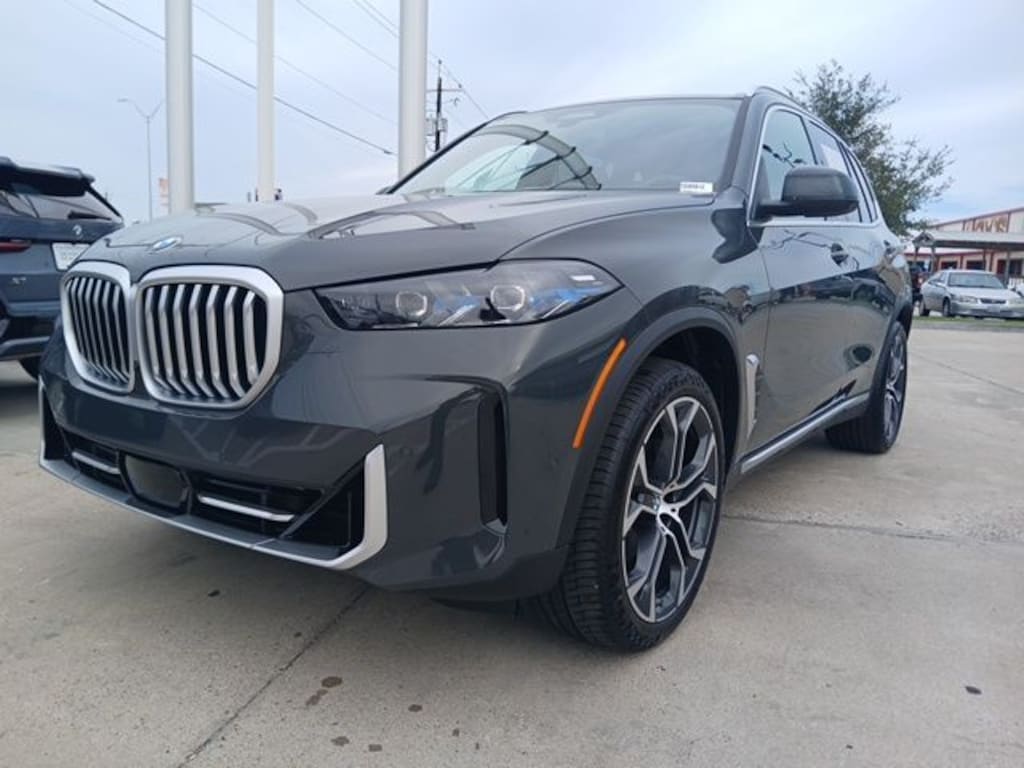 New 2026 BMW X5 sDrive40i SUV
