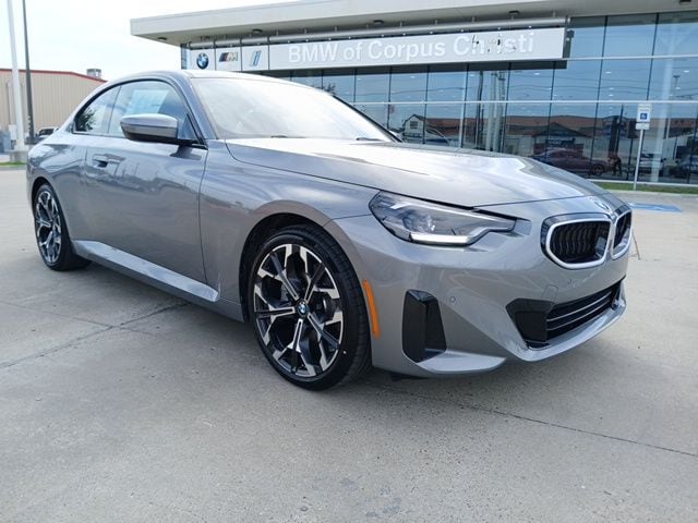 2026 BMW 2 Series 230i Coupe's photo