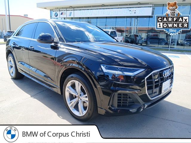 2022 Audi Q8 Premium Plus's photo