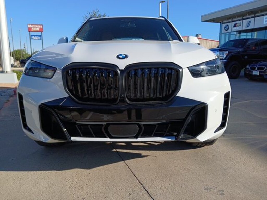 New 2026 BMW X5 sDrive40i SUV