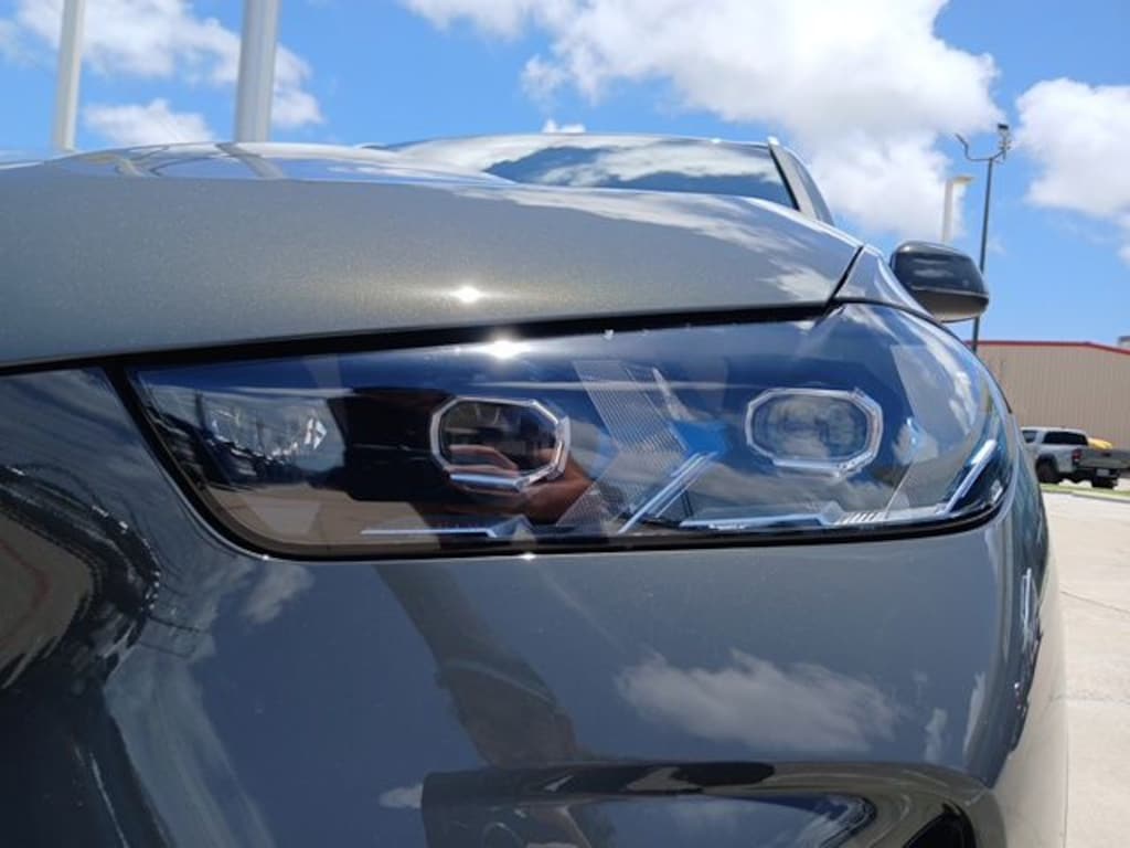 New 2026 BMW X5 sDrive40i SUV