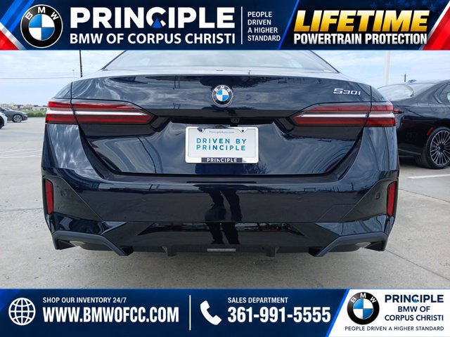 2026 BMW 5 Series 530i - Photo 9