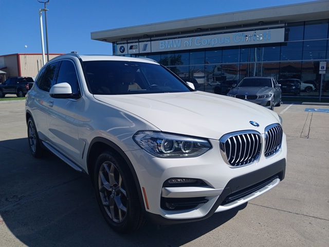 2021 BMW X3 xDrive30i's photo