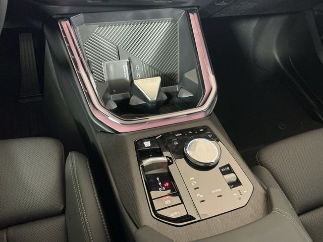 2026 BMW X3 30 - Photo 14