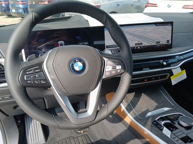 2026 BMW X5 50e - Photo 22
