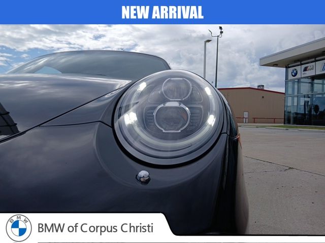 2016 Porsche 911 Black Edition photo 4