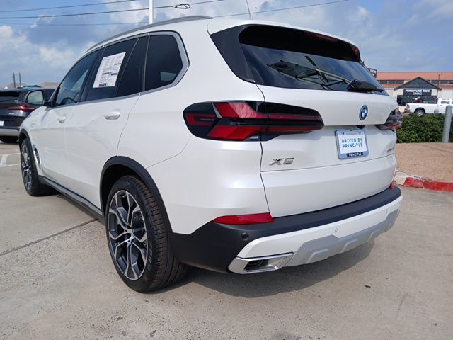 2026 BMW X5 50e - Photo 8