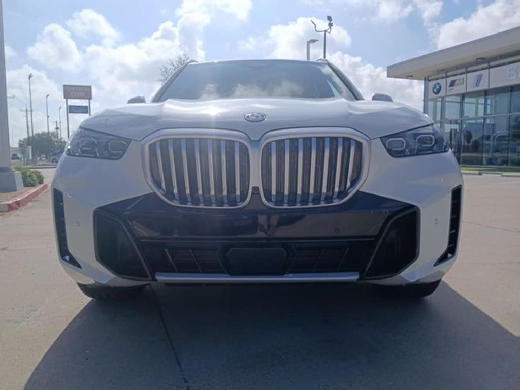 New 2026 BMW X5 xDrive50e SUV
