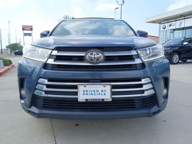 Used 2017 Toyota Highlander Limited with VIN 5TDYZRFH2HS196008 for sale in Corpus Christi, TX