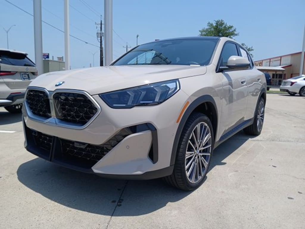 New 2026 BMW X2 xDrive28i SUV