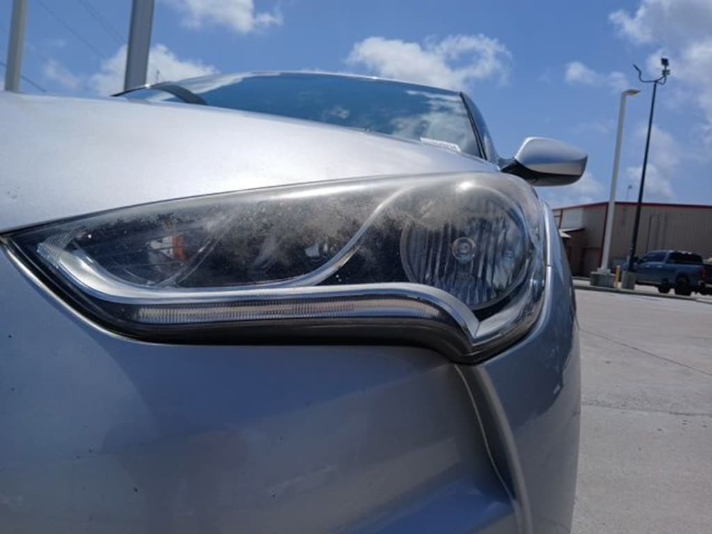 Used 2016 Hyundai Veloster Base Hatchback
