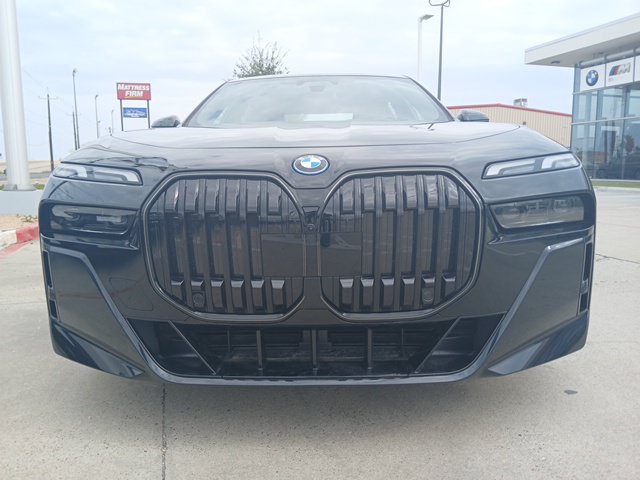 New 2025 BMW i7 xDrive60 Sedan