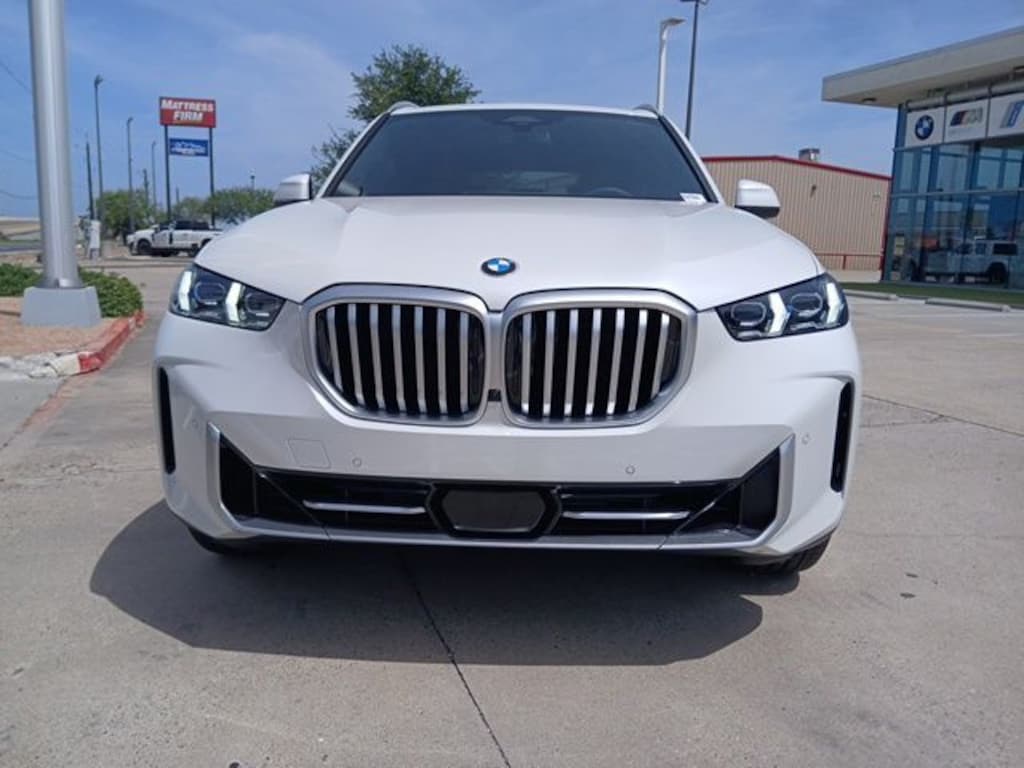 New 2026 BMW X5 sDrive40i SUV