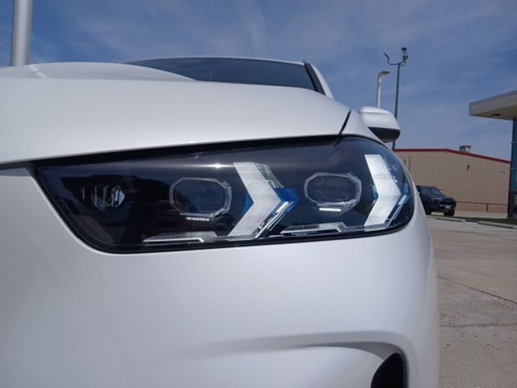 New 2026 BMW X5 sDrive40i SUV