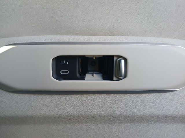 2026 BMW X5 40i - Photo 16