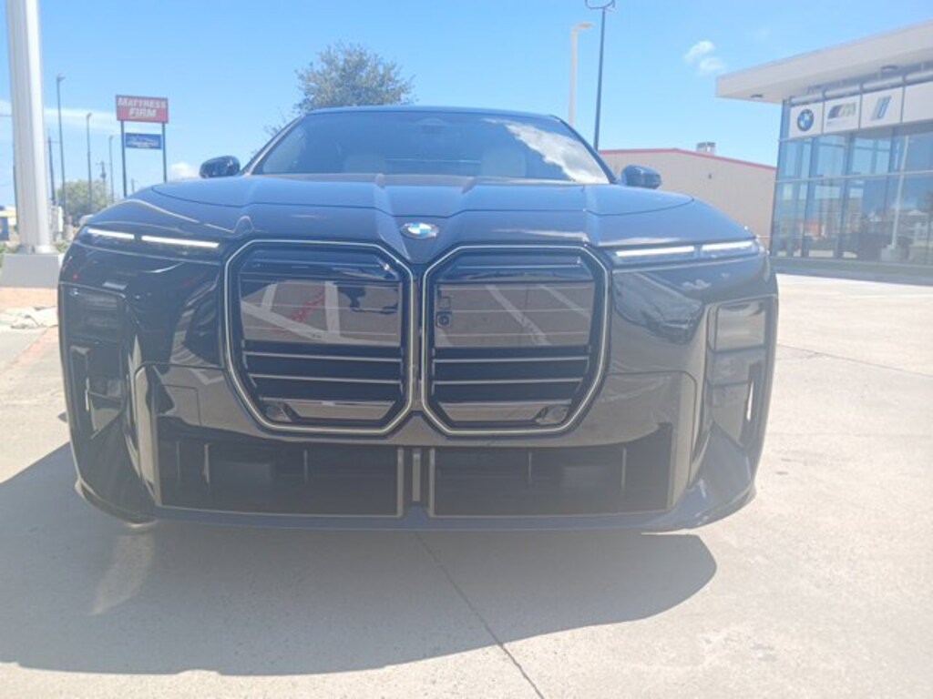 New 2027 BMW 7 Series 740i xDrive Sedan