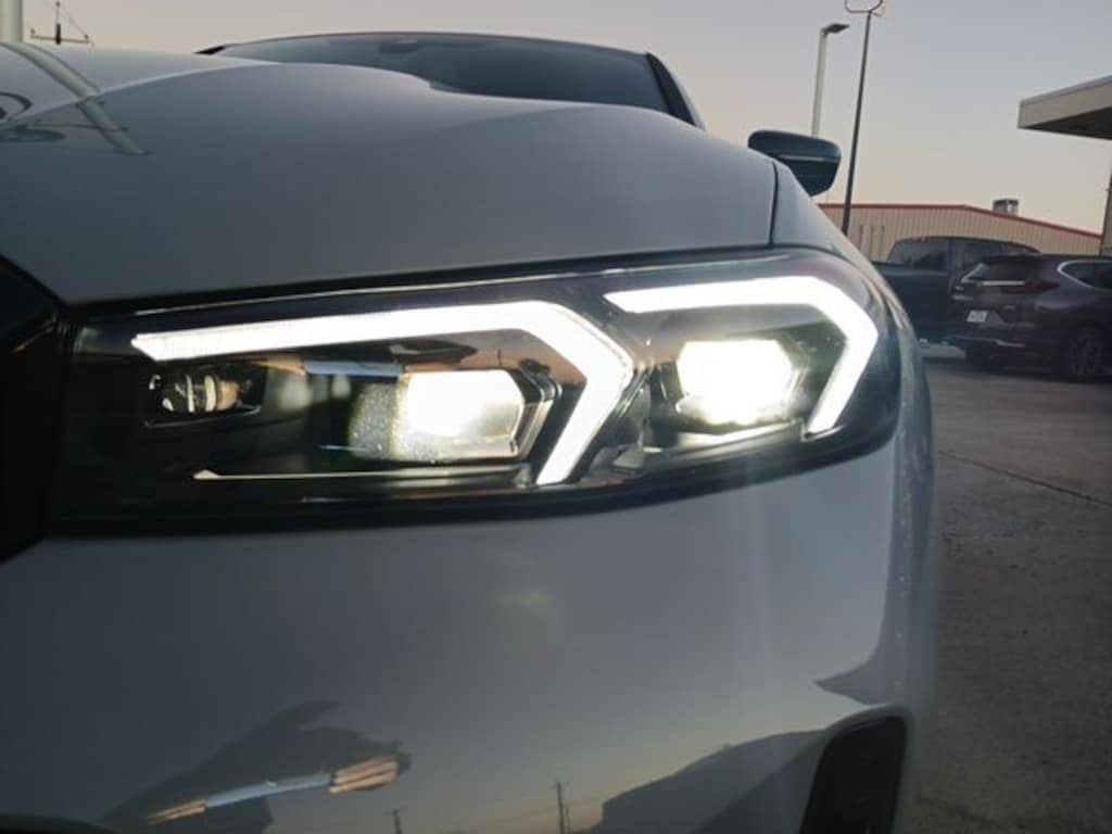 New 2026 BMW 3 Series 330i Sedan