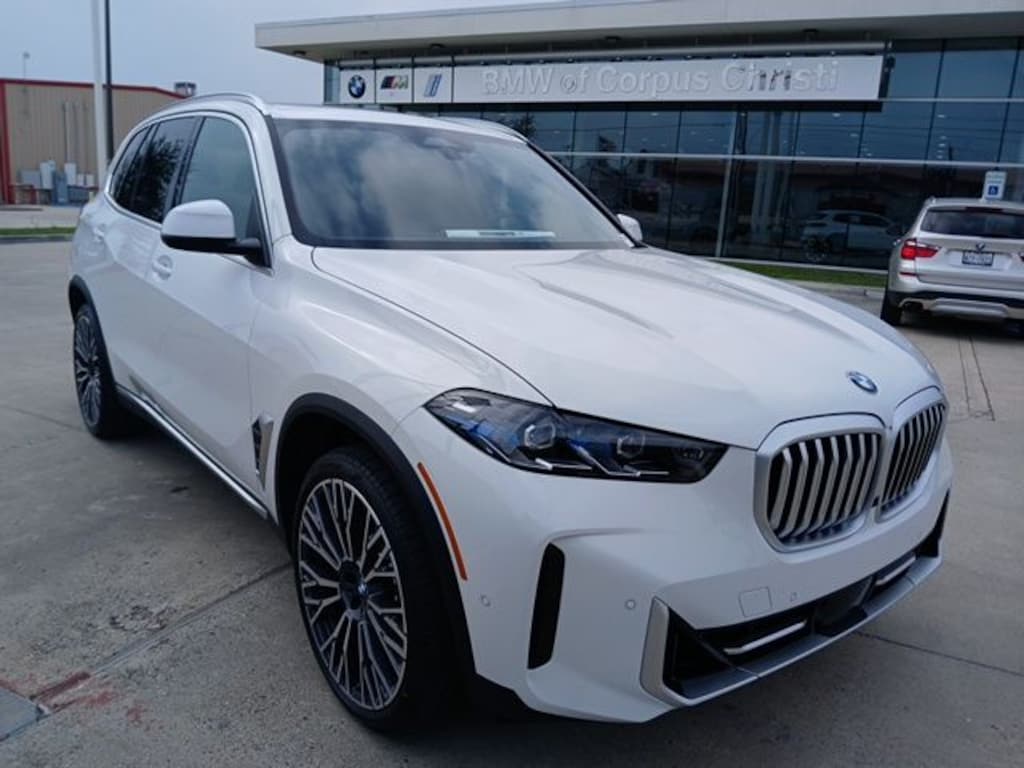 New 2026 BMW X5 sDrive40i SUV