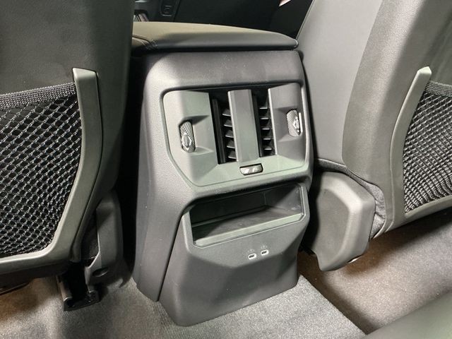 2026 BMW X3 30 - Photo 29