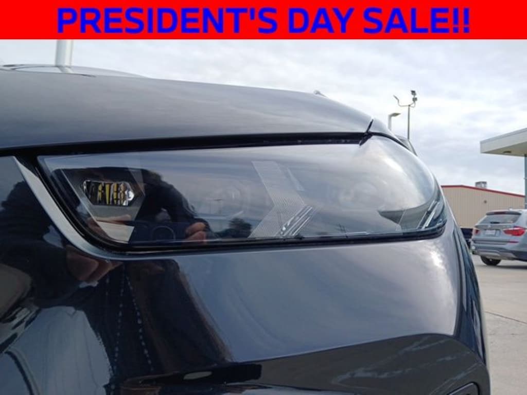 New 2026 BMW X5 sDrive40i SUV