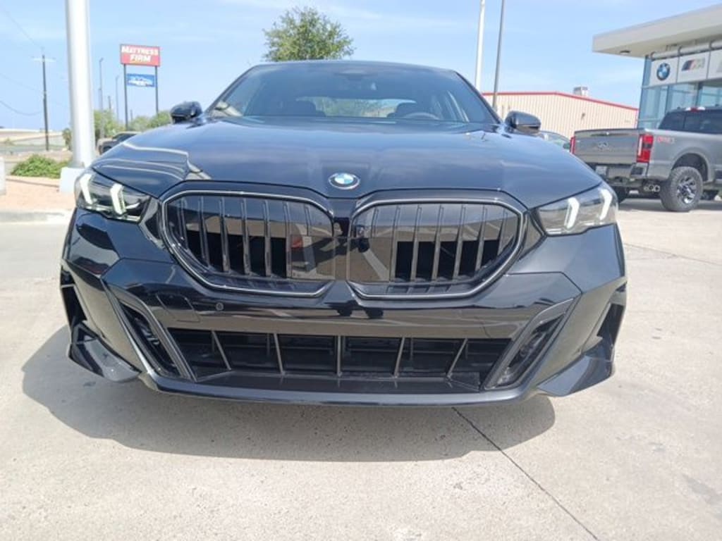New 2027 BMW 5 Series 530i xDrive Sedan