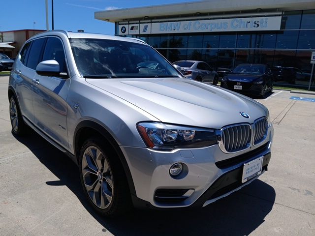 2017 BMW X3 sDrive28i's photo