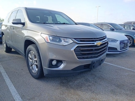 2019 Chevrolet Traverse LT Cloth w/1LT SUV 1GNERGKW3KJ168208 KJ168208A