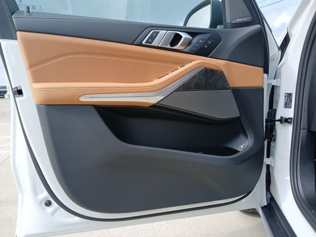2026 BMW X5 50e - Photo 21