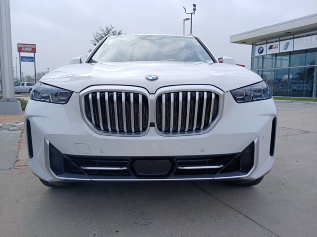 New 2026 BMW X5 sDrive40i SUV