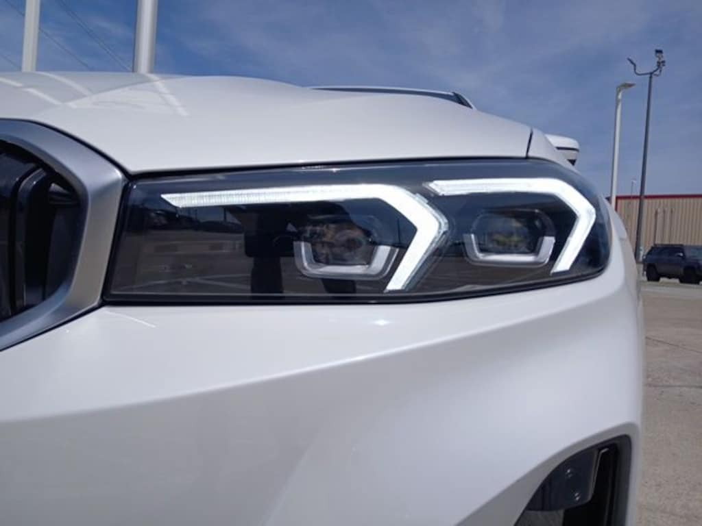 New 2026 BMW 3 Series 330i Sedan