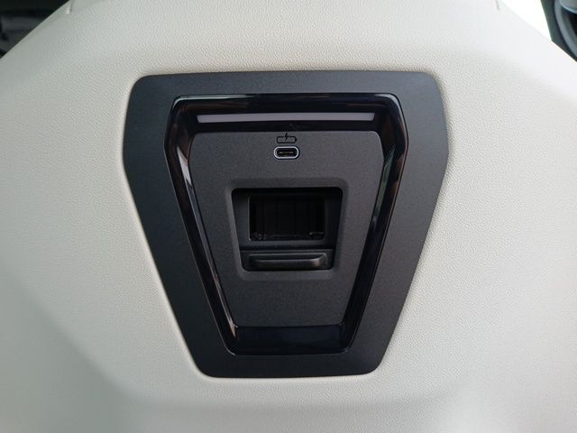 2026 BMW 5 Series 530i - Photo 15
