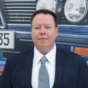 Staff member Jeremy G. from ID_72d1c2d43eae