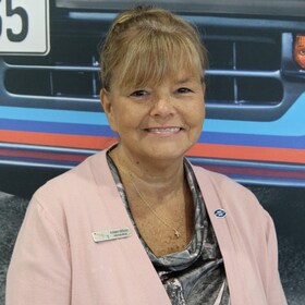 Staff member Eileen W. from ID_5c18796aa5e3