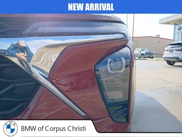 2024 Chevrolet Trax LT photo 2